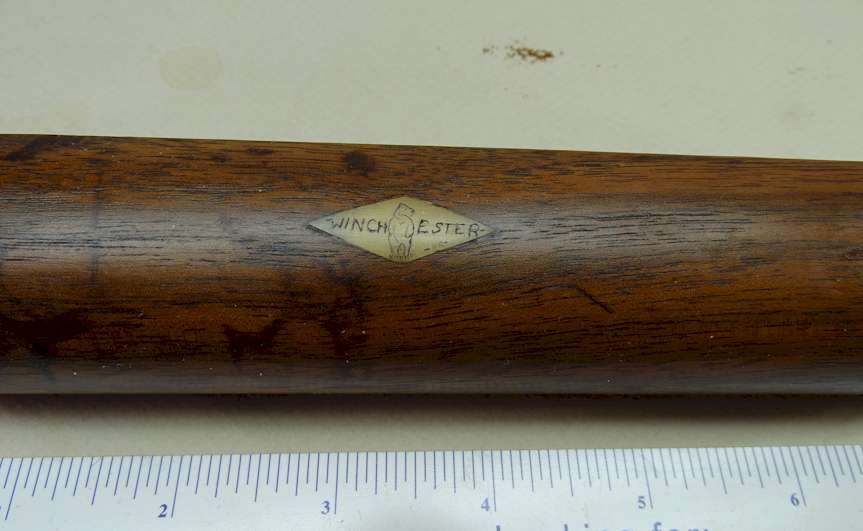 Forearm Winchester 1892 or 1894 round barrel EXCELLENT condition ORIGINAL - Click Image to Close